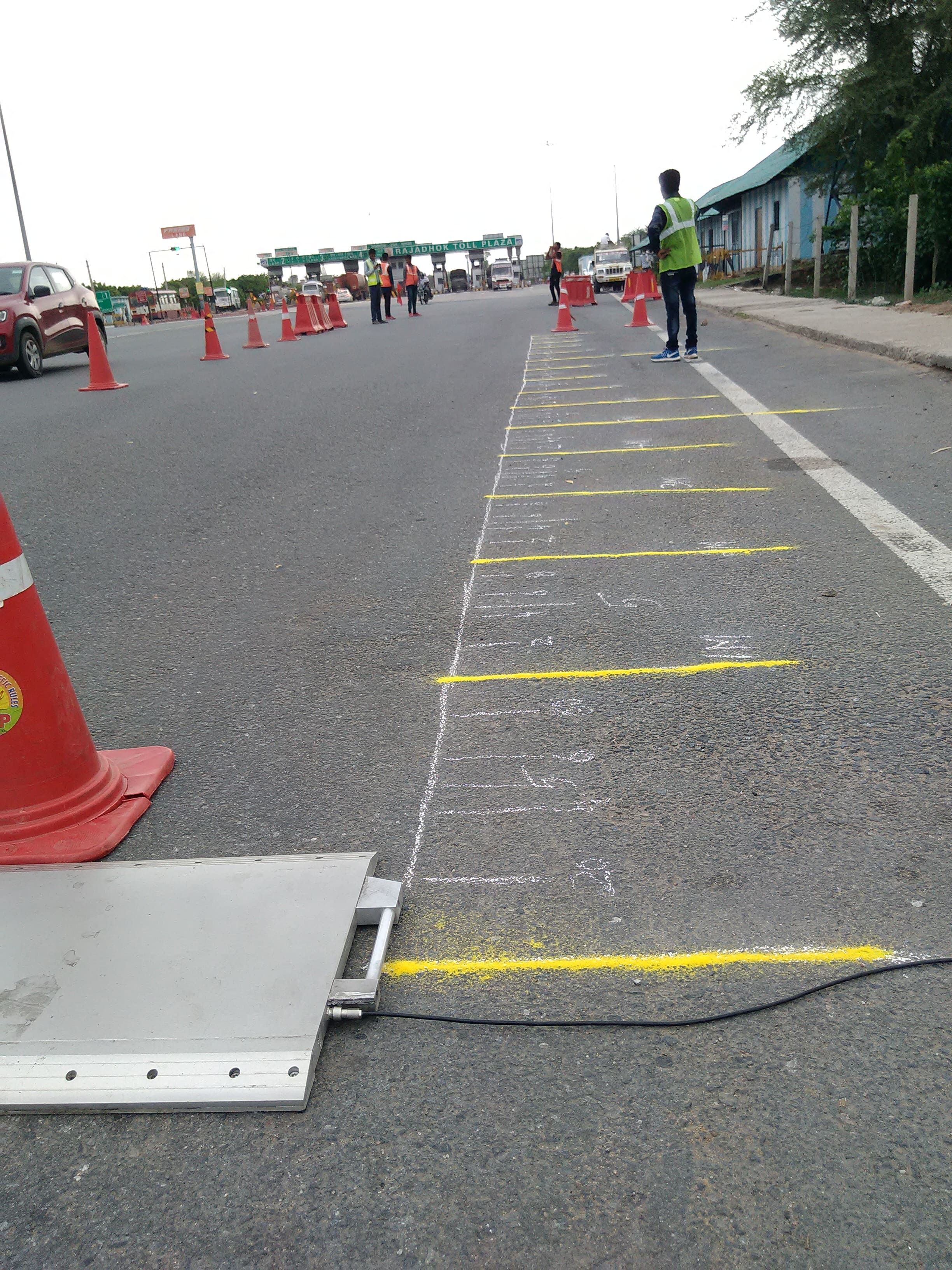 Traffic data vehicle survey